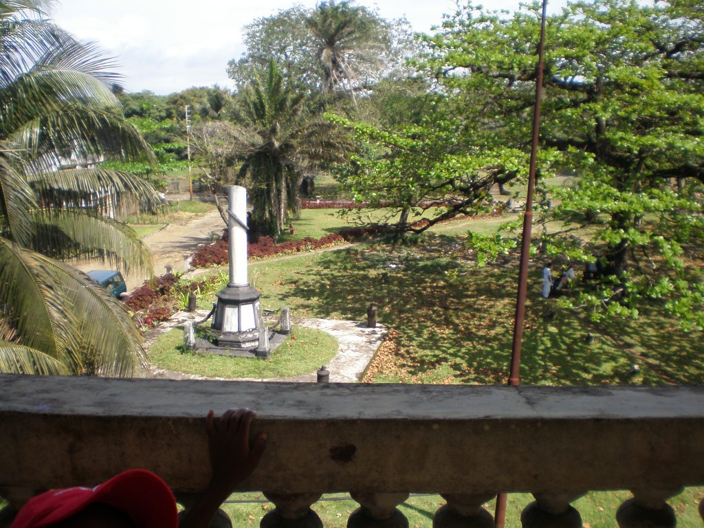 Tamatave, vue de la place de la Colonne juste à côté de l'hôtel Toamasina en 2007, 1 